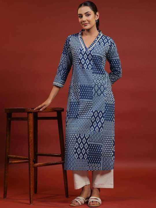 Women's Rayon Printed Straight Kurti With Pant Set - Image 4